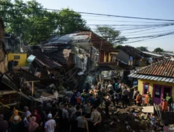 Pipa PDAM Pecah Sebabkan Dua Rumah Rusak Parah, Pemprov Jabar dan Pihak PDAM Siapkan Ganti Rugi