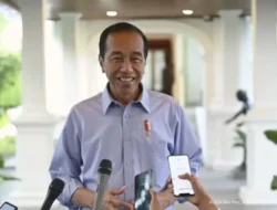 Pihak Istana Klarifikasi Salah Satu Wawancara Doorstop Jokowi yang Disebut Settingan