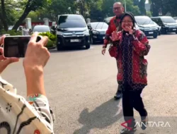 Pihak Istana Belum Terima Surat Pengunduran Diri Mensos Risma