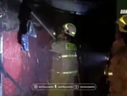 Kebakaran Ludeskan Rumah dan Dua Warung di Cililitan, Jakarta Timur, Tidak Ada Korban Jiwa