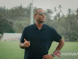 Patrick Kluivert Tinjau Fasilitas Latihan Bali United Jelang TC Timnas Indonesia
