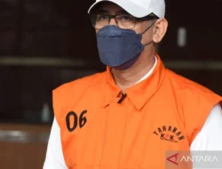 KPK Kaji Larangan Tahanan Pakai Masker saat Ditampilkan ke Publik